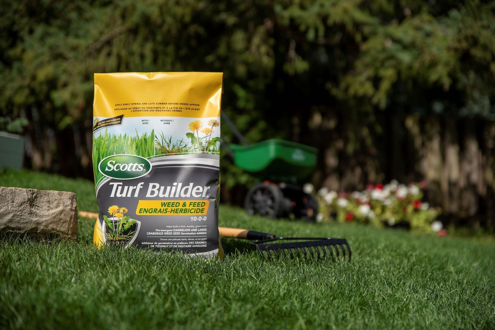 Scotts Turf Builder Weed & Feed, 1000-sq-ft