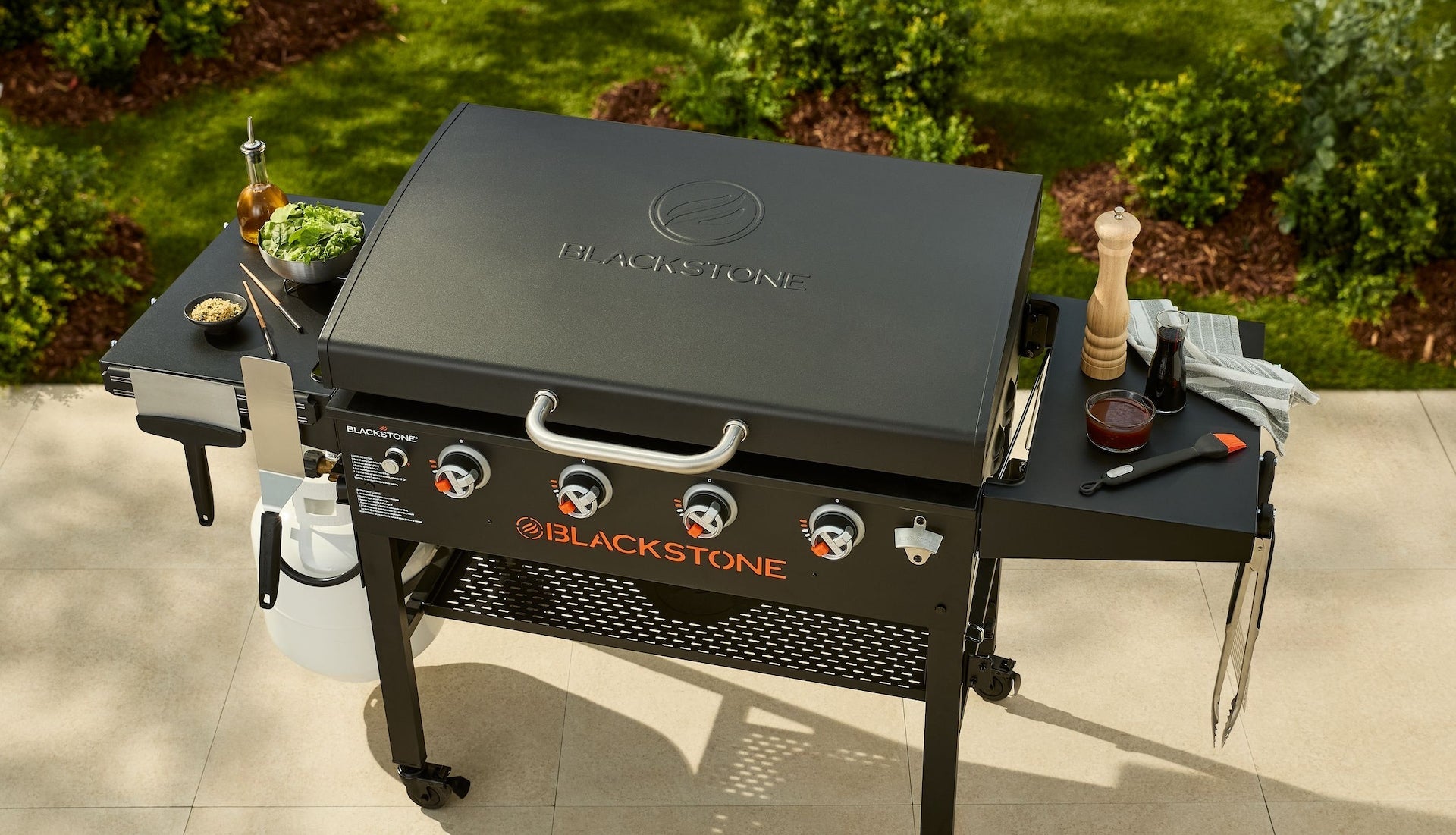 Blackstone 4-Burner LP Gas Portable Griddle with Lid, 36-in